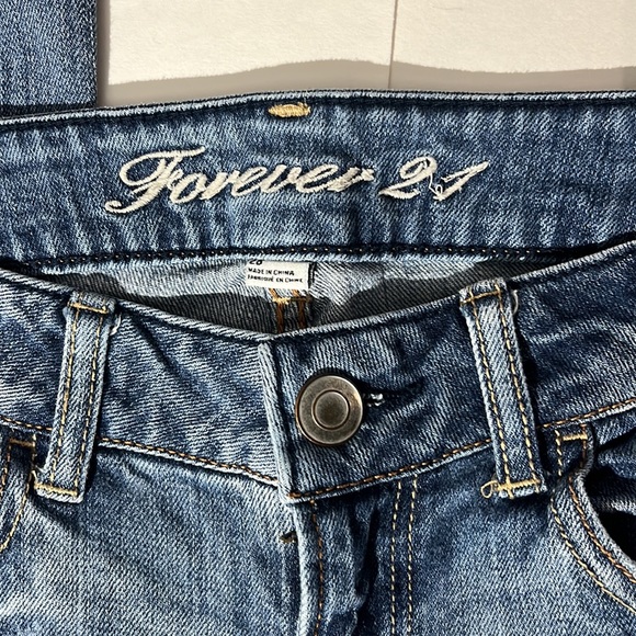 Forever 21 super flare denim jeans distressed low rise Y2K sz 28 light wash - Picture 2 of 10